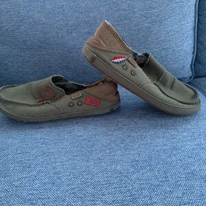 Green Canvas Slip-Ons, Grateful Dead Sanuk Patches